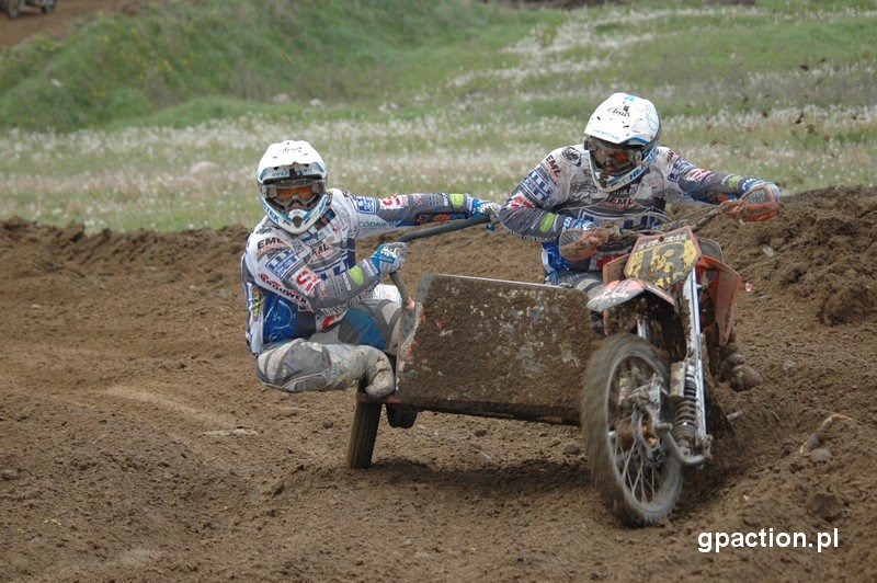 mx17052009240.jpg