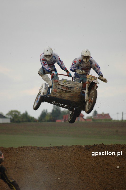 mx17052009303.jpg
